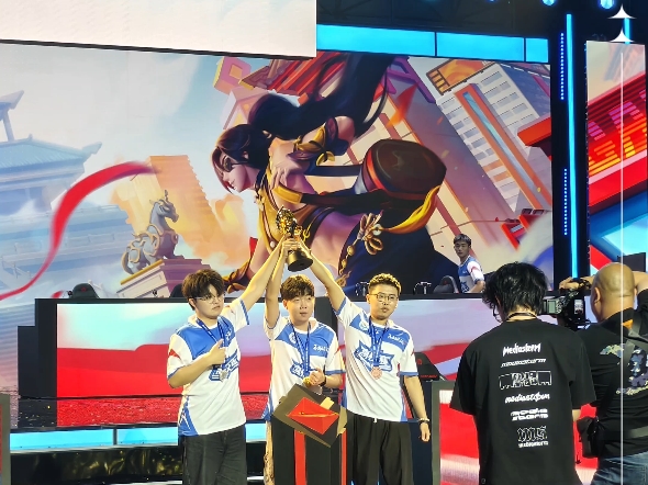 包含电竞圈也要上演“南哥之争”？《永劫无间》已与“苏超”达成合作将在江苏办赛的词条