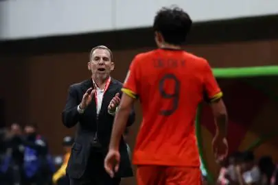 国足主帅未定!东亚杯23人浮现韦世豪难入选3新星上位