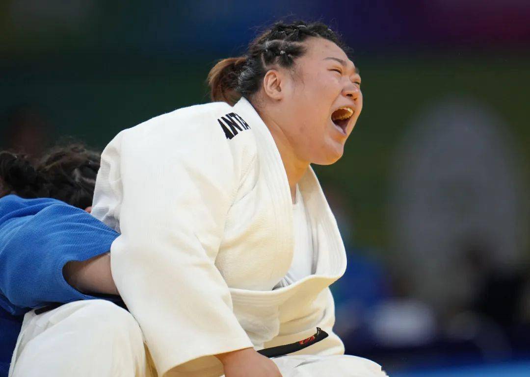 向日本选手致敬！柔道比赛中多次获得金牌